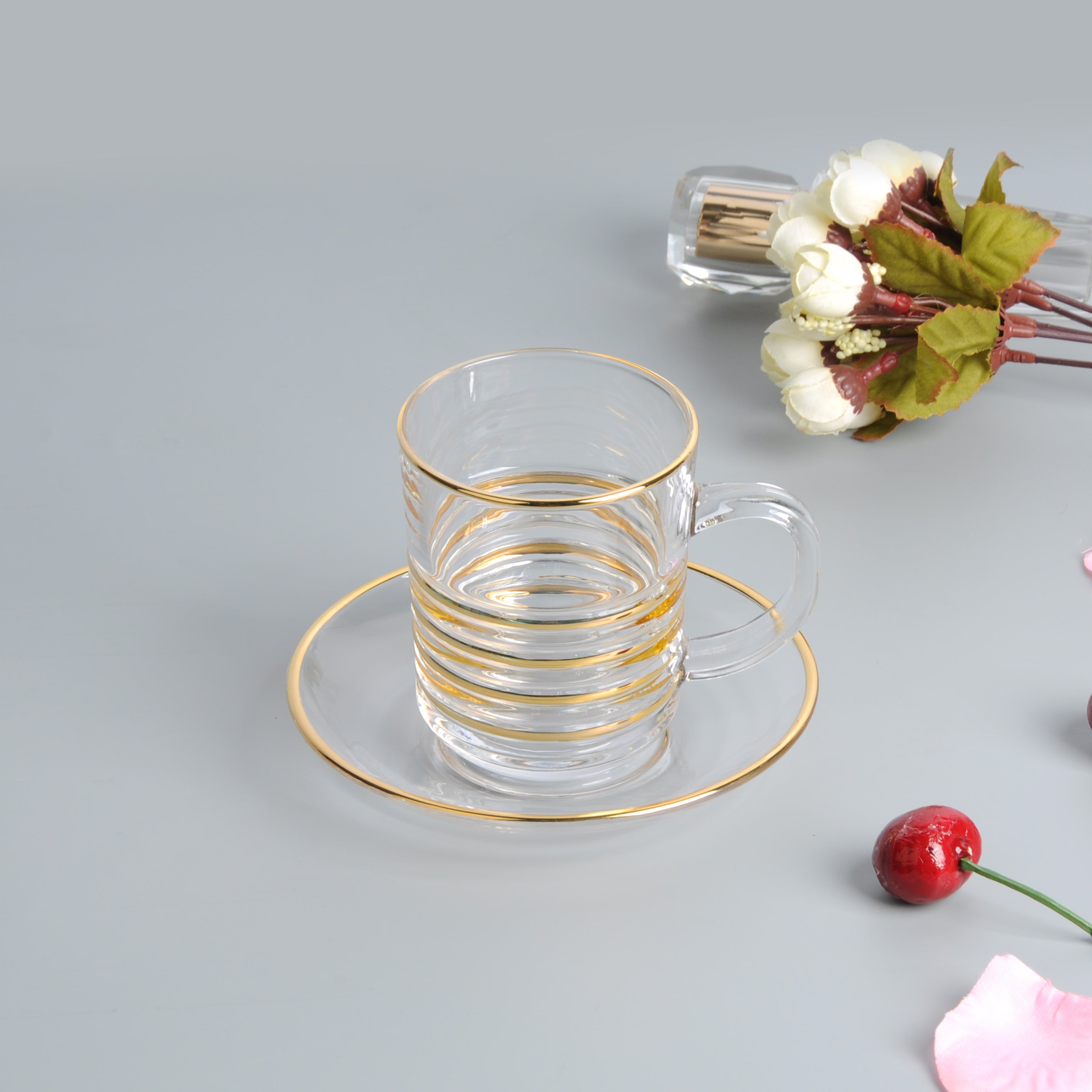 Gold Cup & Saucer Set /6