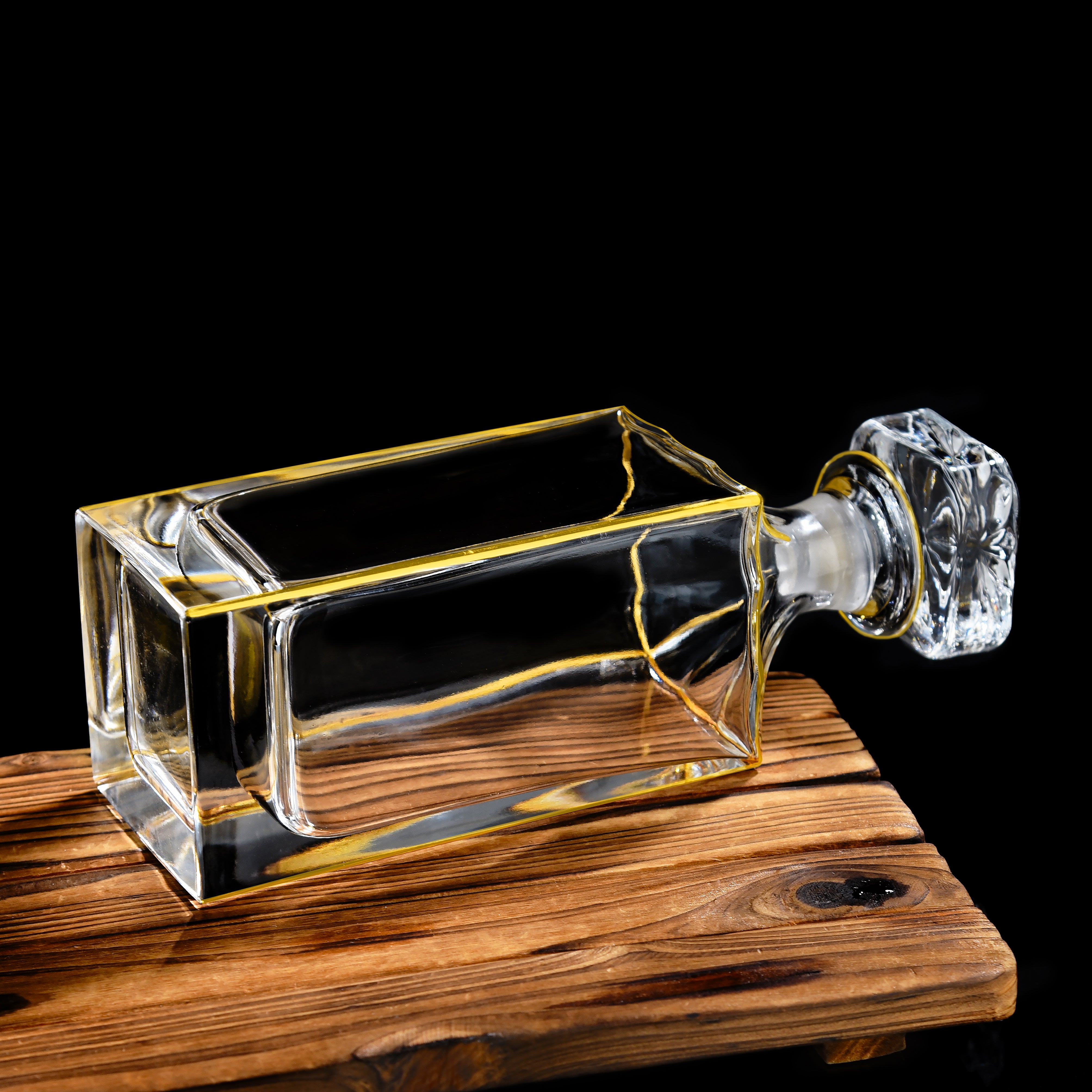 Gold Classic Decanter
